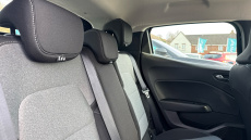 Renault Clio 1.6 E-TECH full hybrid 145 Evolution 5dr Auto Hybrid Hatchback